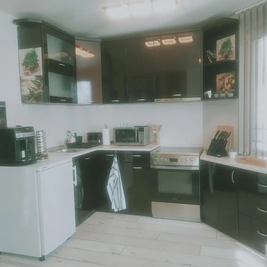 Saint Nicholas Varna Lovely 2 Bedroom Apartment With Sunny Garden