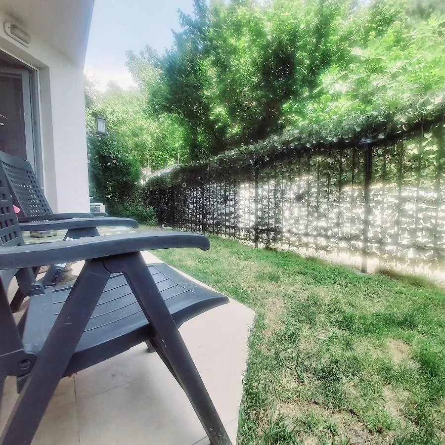 Saint Nicholas Varna Lovely 2 Bedroom Apartment With Sunny Garden
