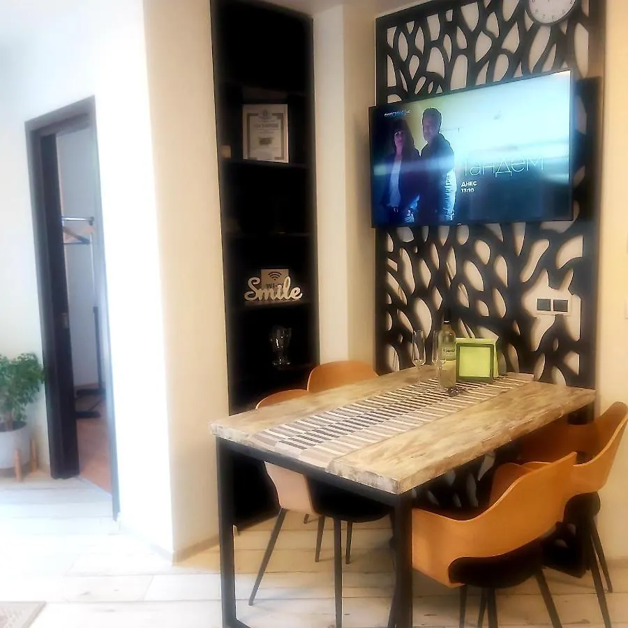 Saint Nicholas Varna Lovely 2 Bedroom Apartment With Sunny Garden